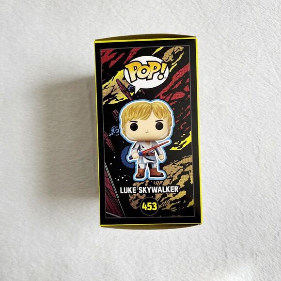 Luke Skywalker Funko Pop 453 - Star Wars - Picture 4 of 6